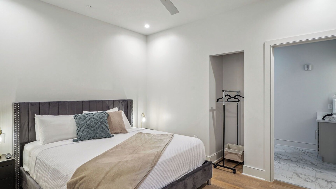Photo of Bedroom in Central Business District