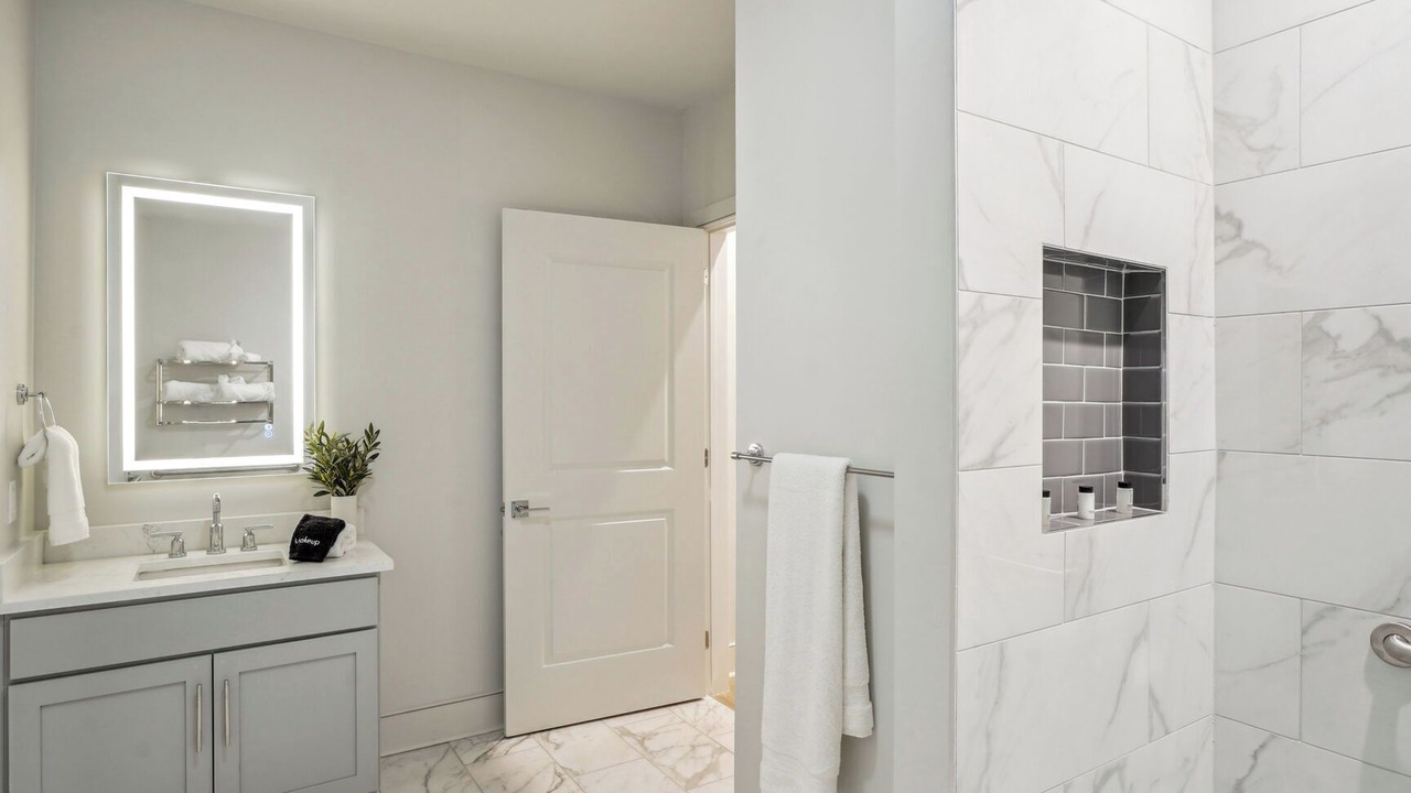 Photo of Bathroom in Central Business District
