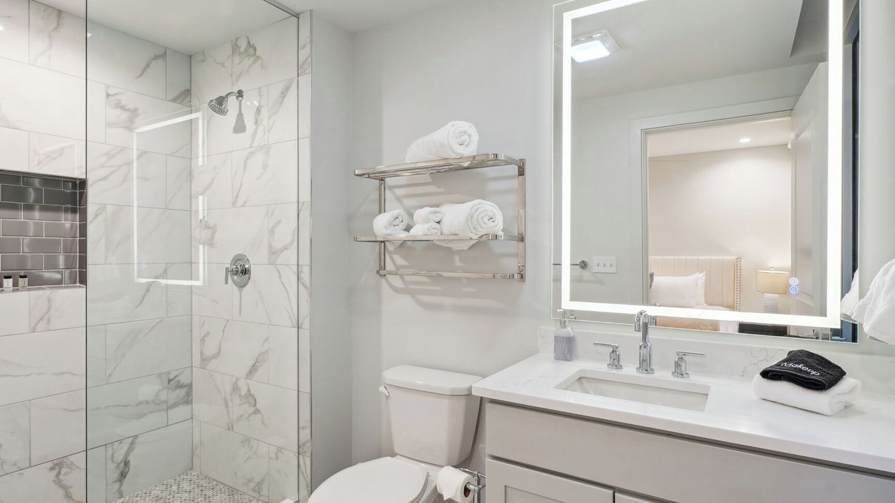 Photo of Bathroom in Central Business District