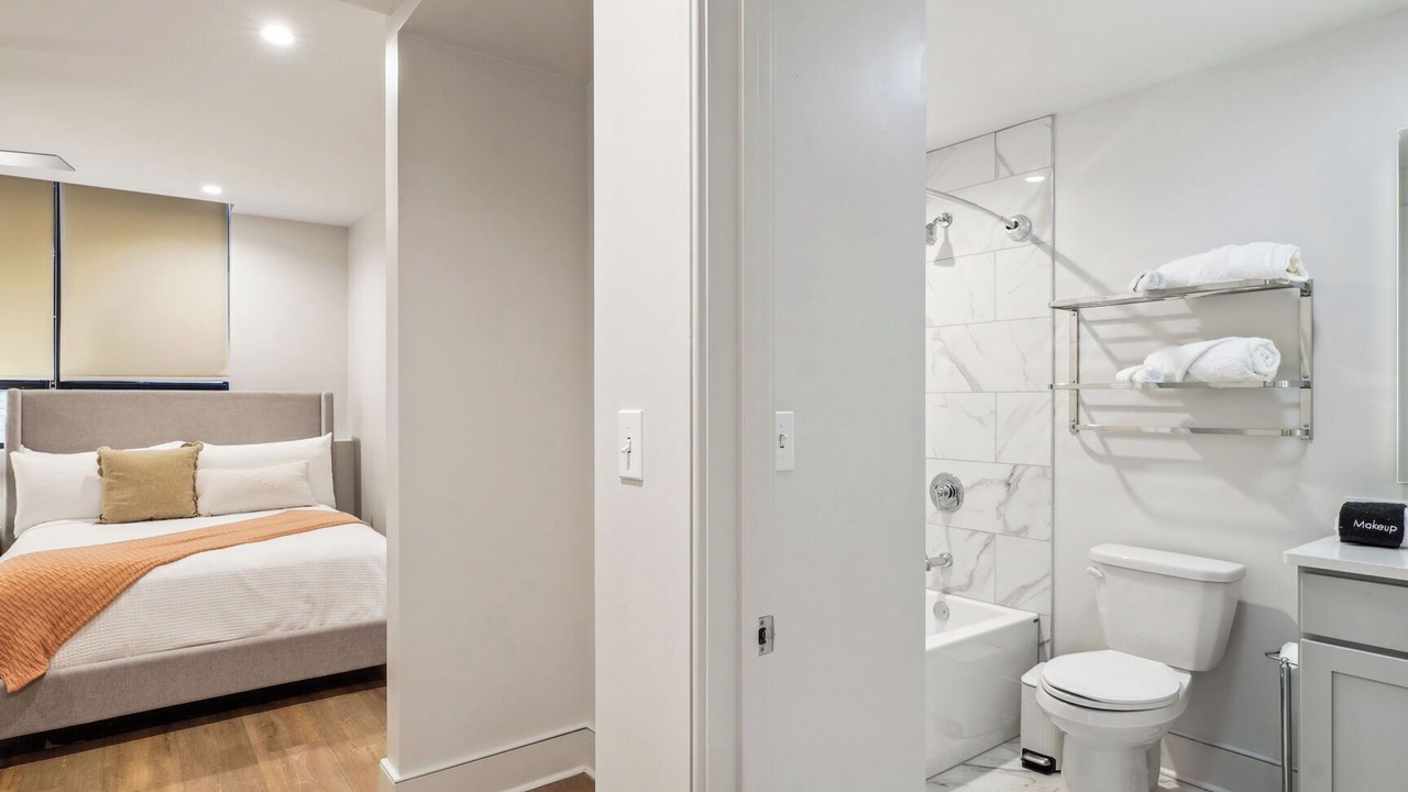 Photo of Bathroom in Central Business District