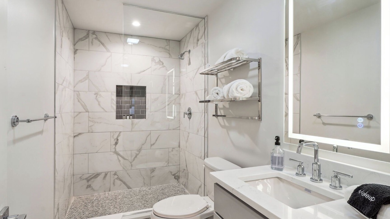 Photo of Bathroom in Central Business District