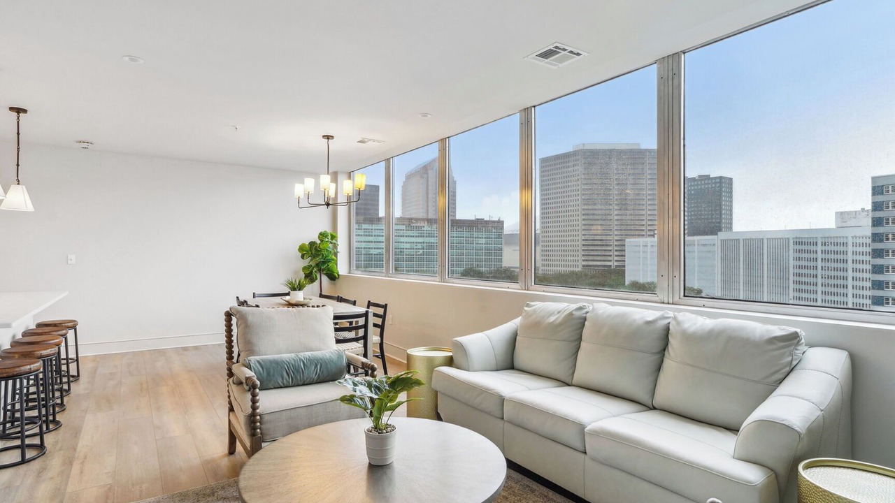 Photo of Livingroom in Central Business District