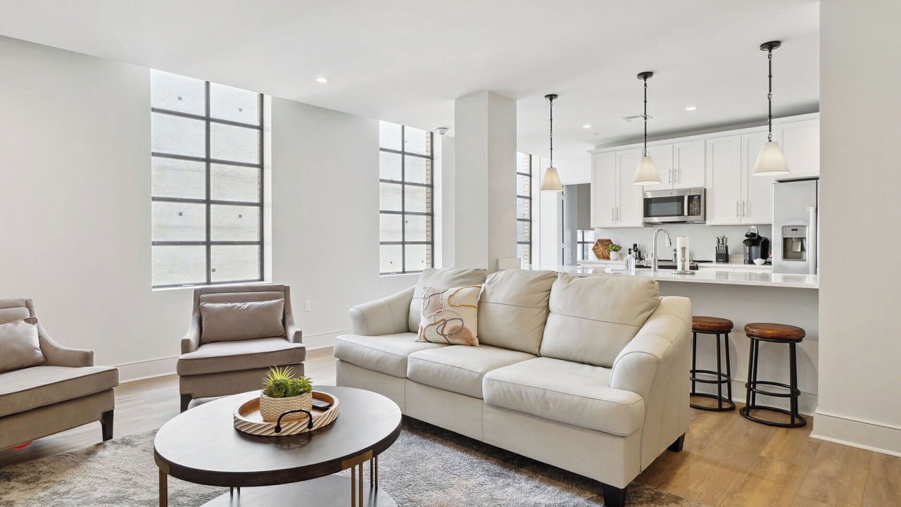 Photo of Livingroom in Central Business District