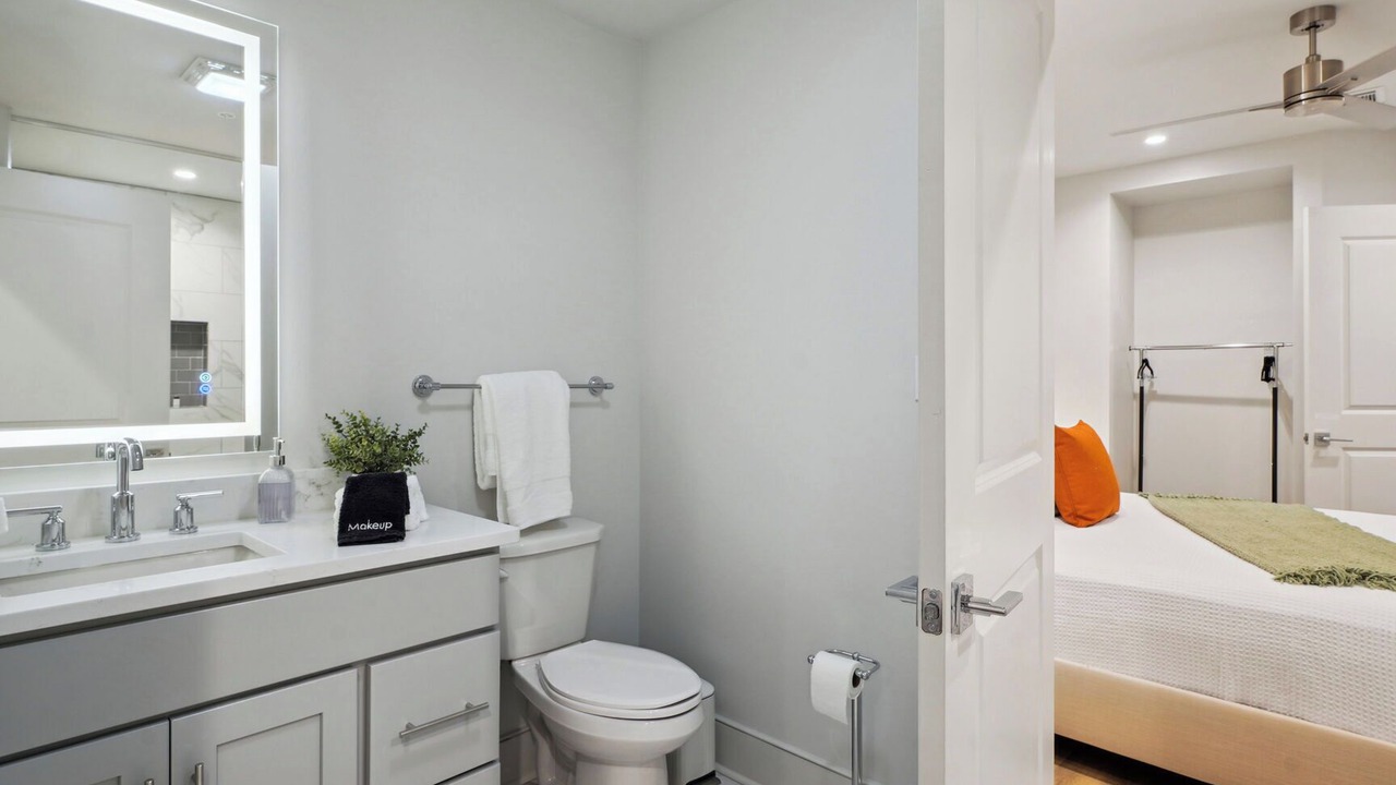 Photo of Bathroom in Central Business District