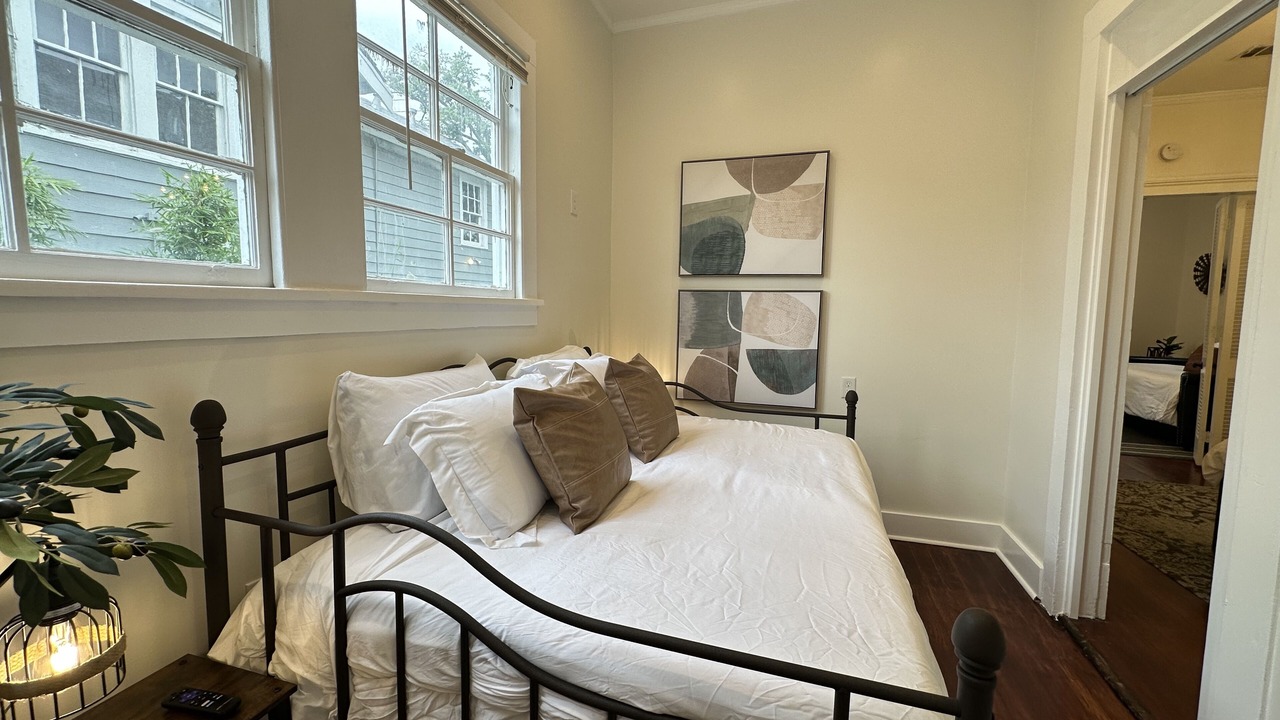 Photo of Bedroom in Mid-City