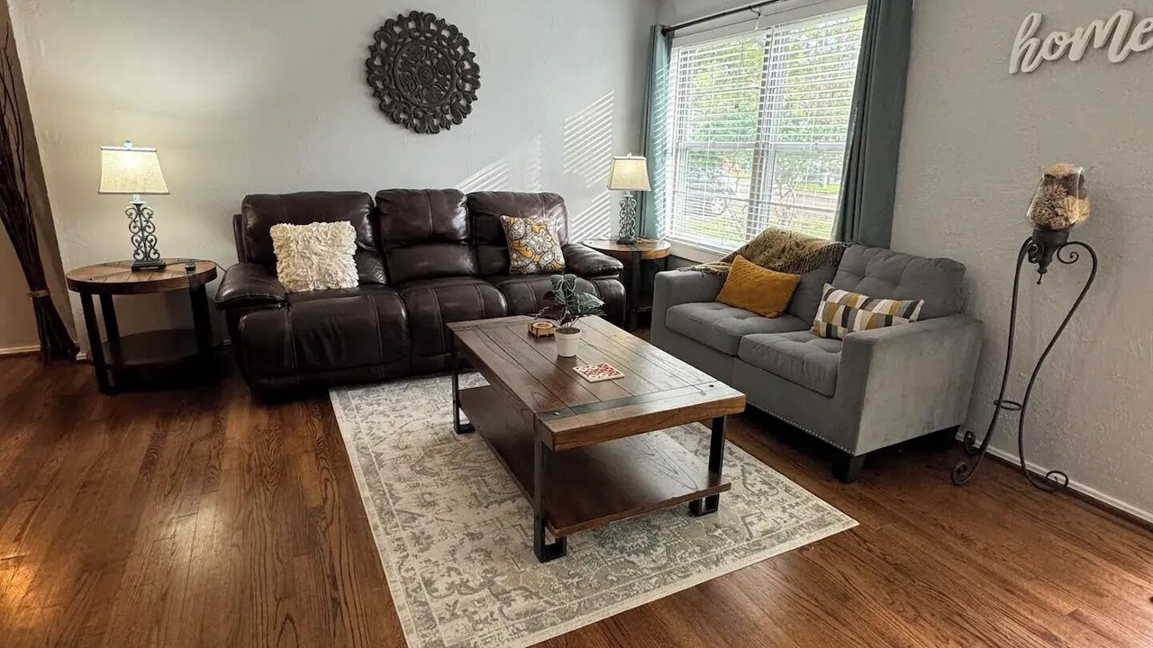 Photo of Livingroom in Deer Park