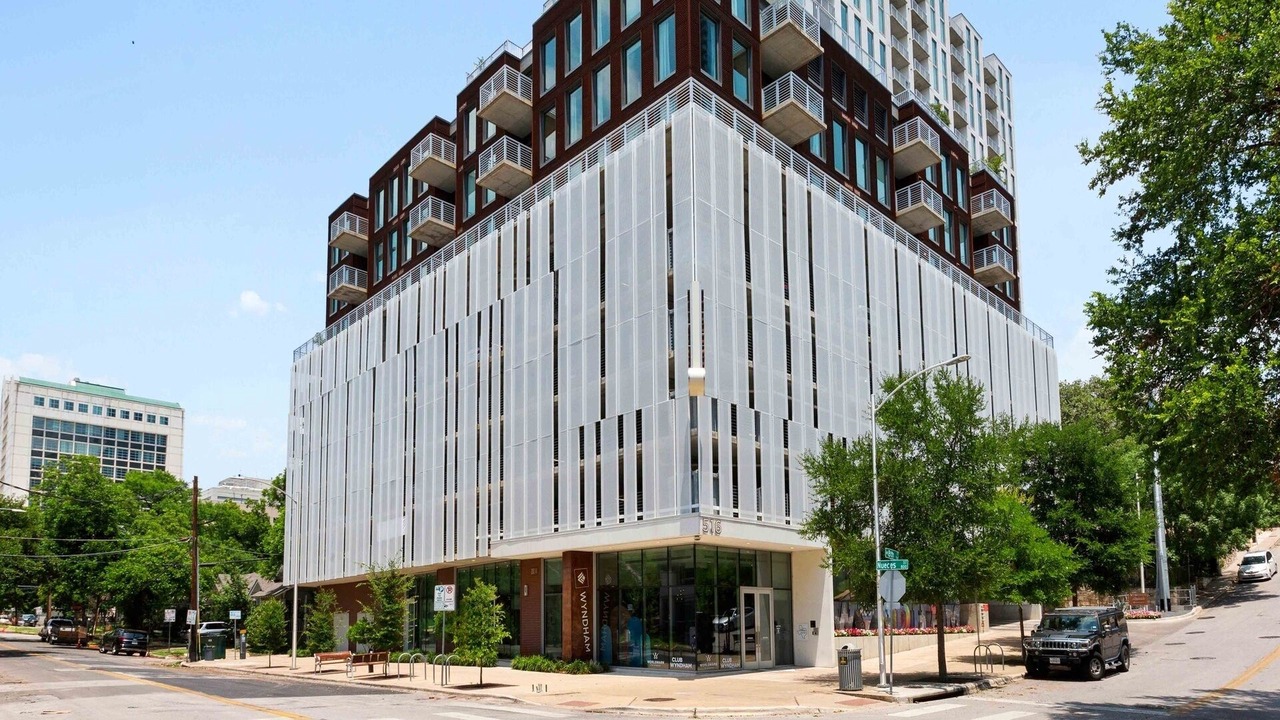Photo of Others in Civic District