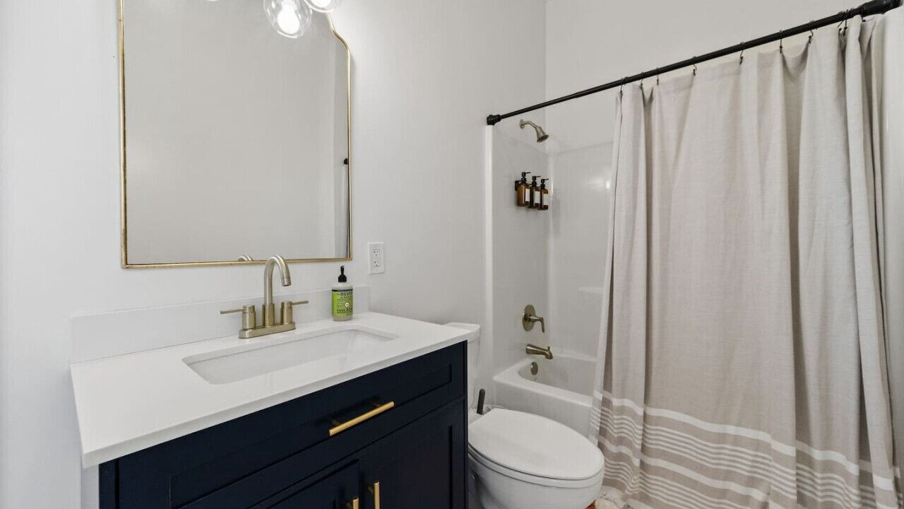 Photo of Bathroom in New Iberia