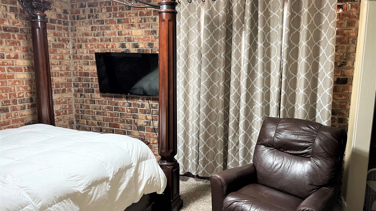 Photo of Bedroom in Beauregard Town Historic District