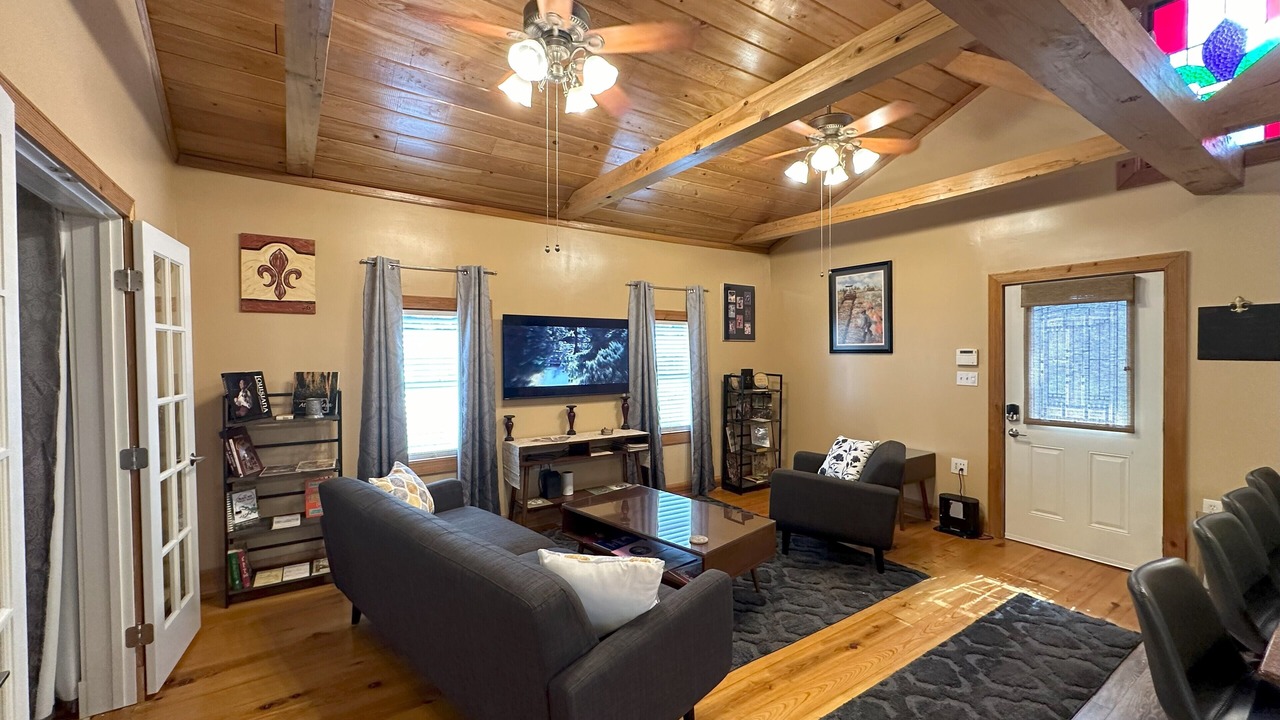 Photo of Livingroom in Scott