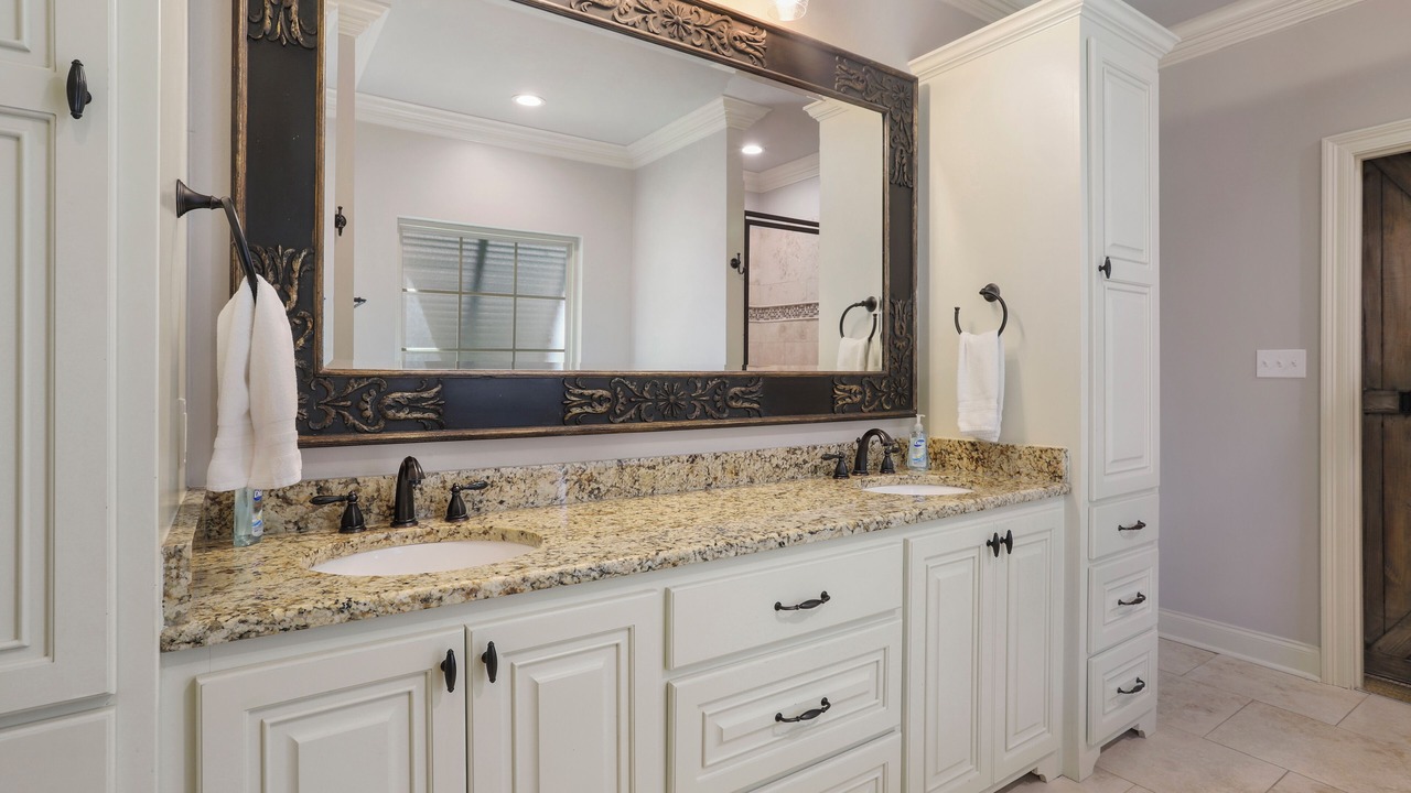 Photo of Bathroom in Ventress