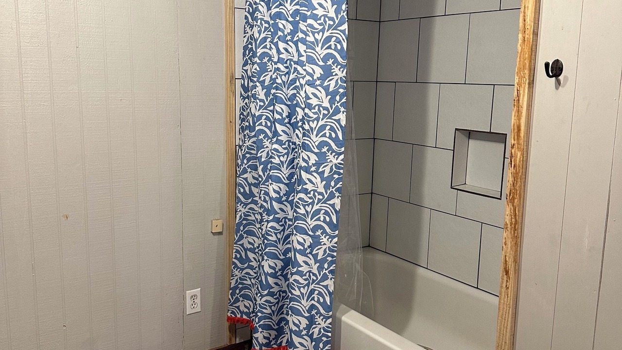 Photo of Bathroom in Lake Arthur