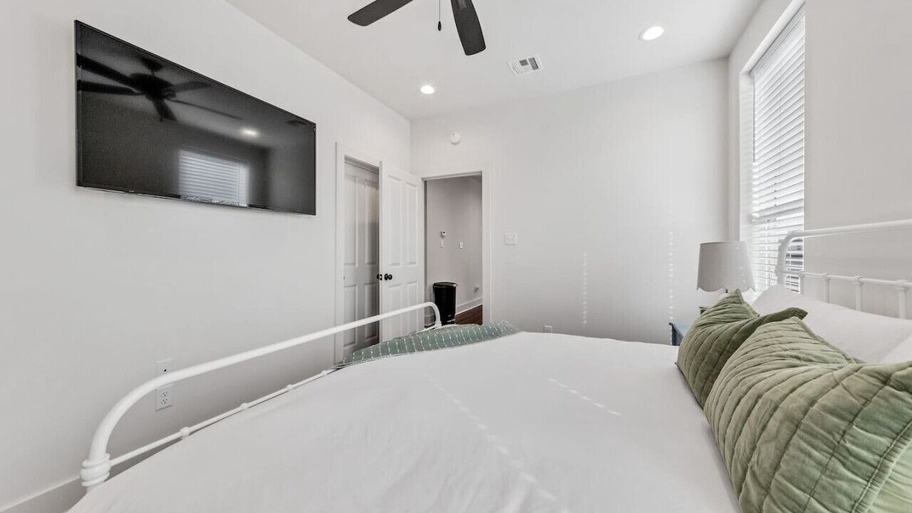 Photo of Bedroom in Lafayette