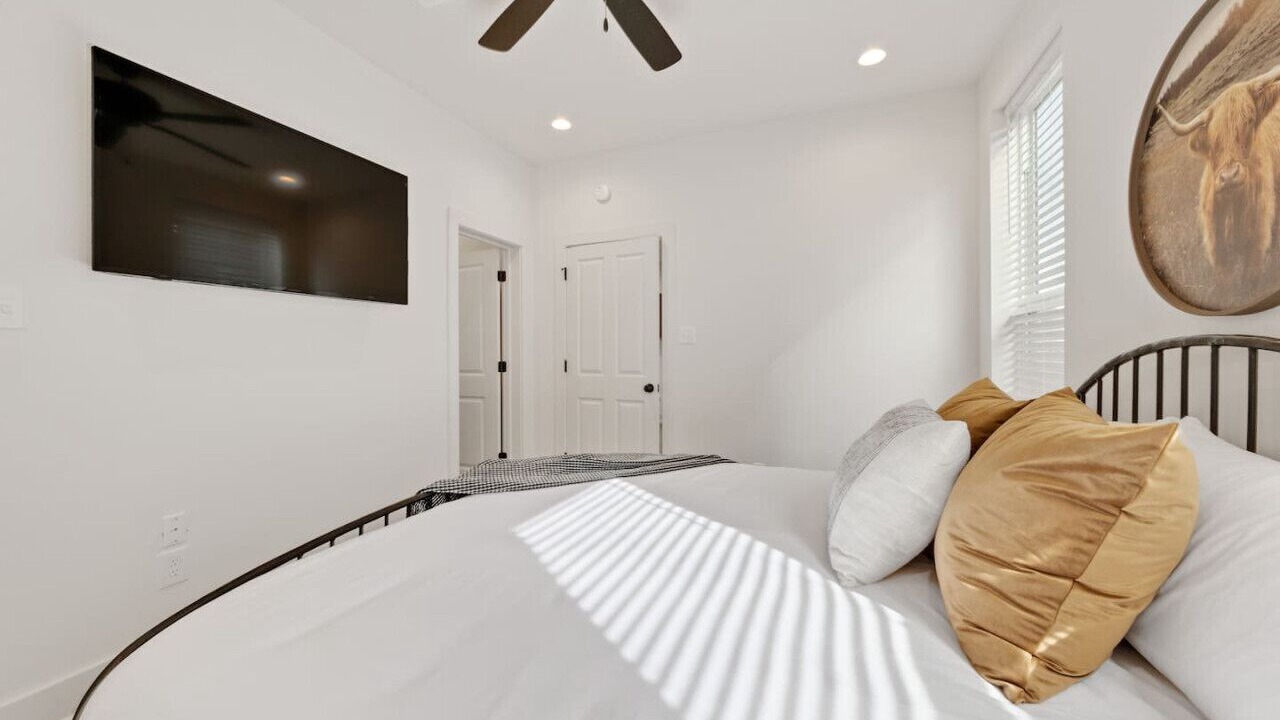Photo of Bedroom in Lafayette
