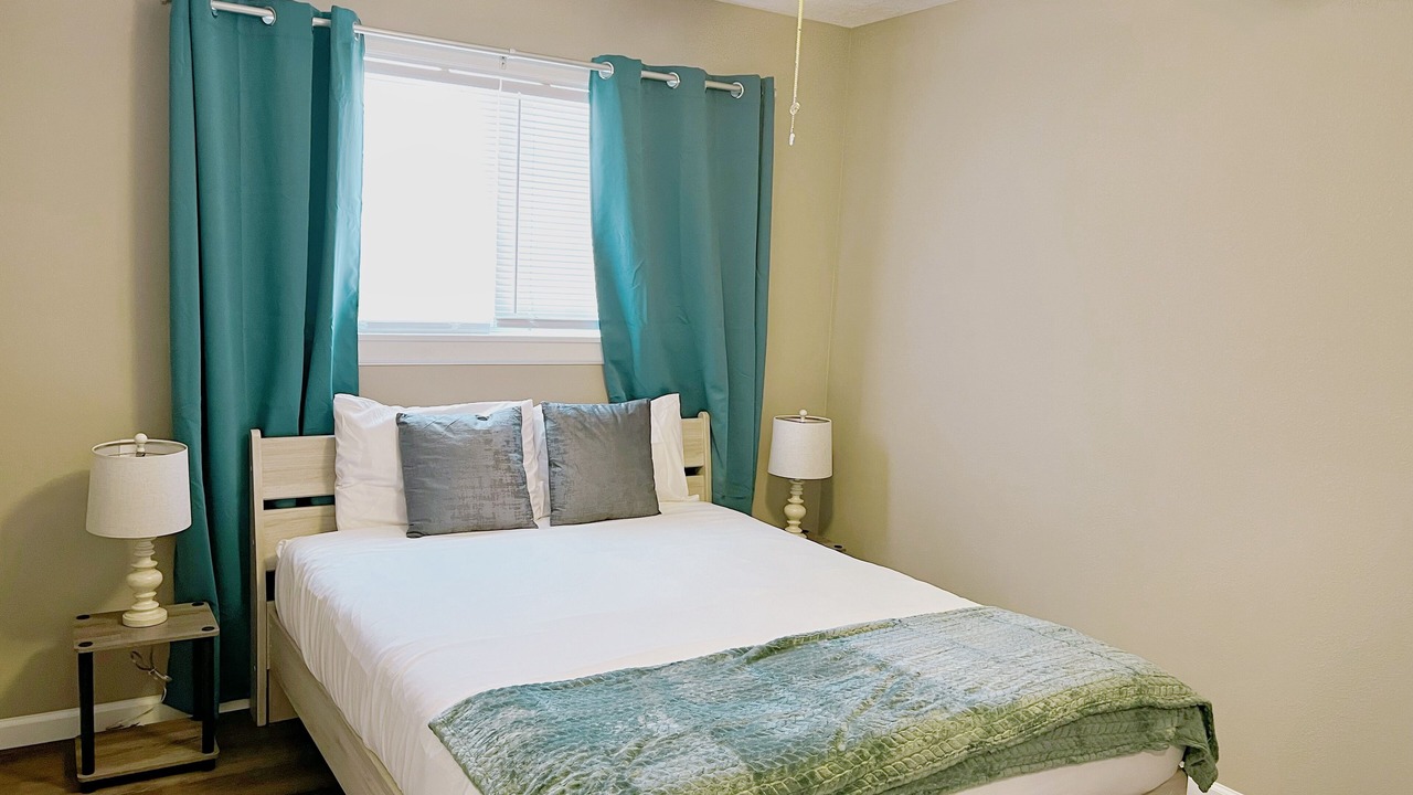 Photo of Bedroom in Orange
