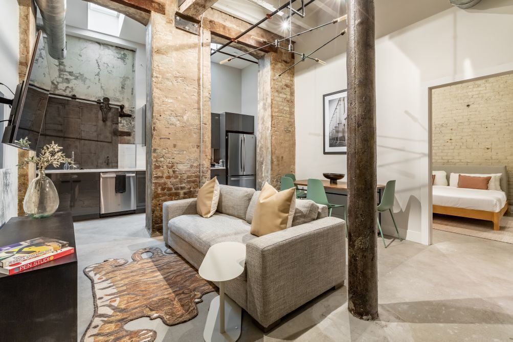 Photo of Livingroom in Central Business District