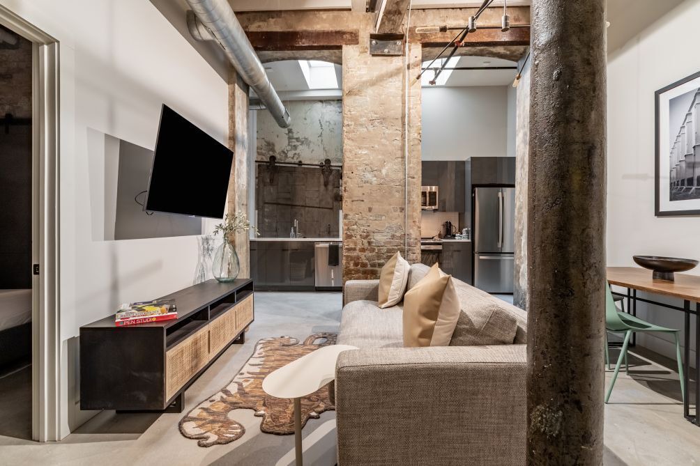 Photo of Livingroom in Central Business District
