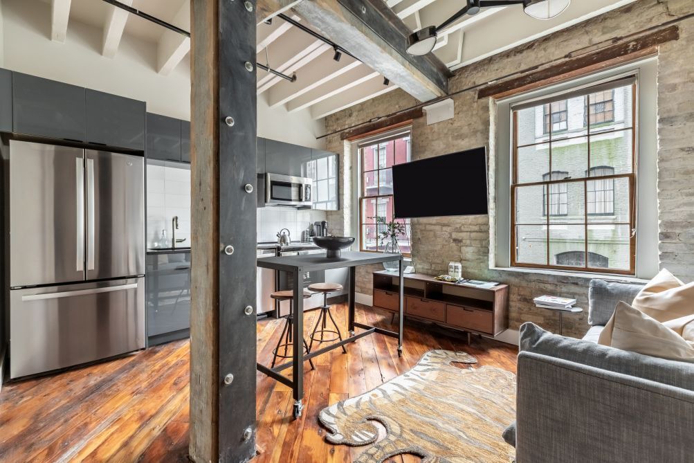 Photo of Livingroom in Central Business District