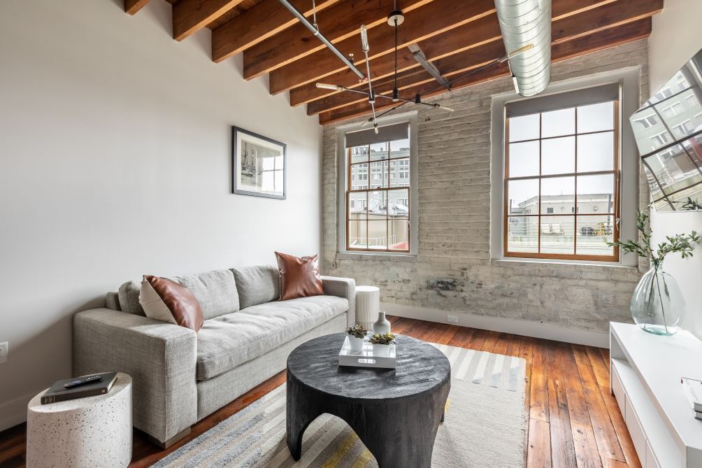 Photo of Livingroom in Central Business District