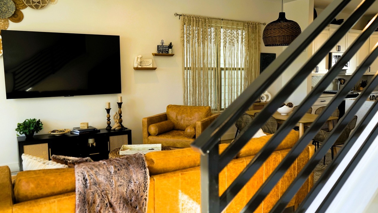 Photo of Livingroom in Northside