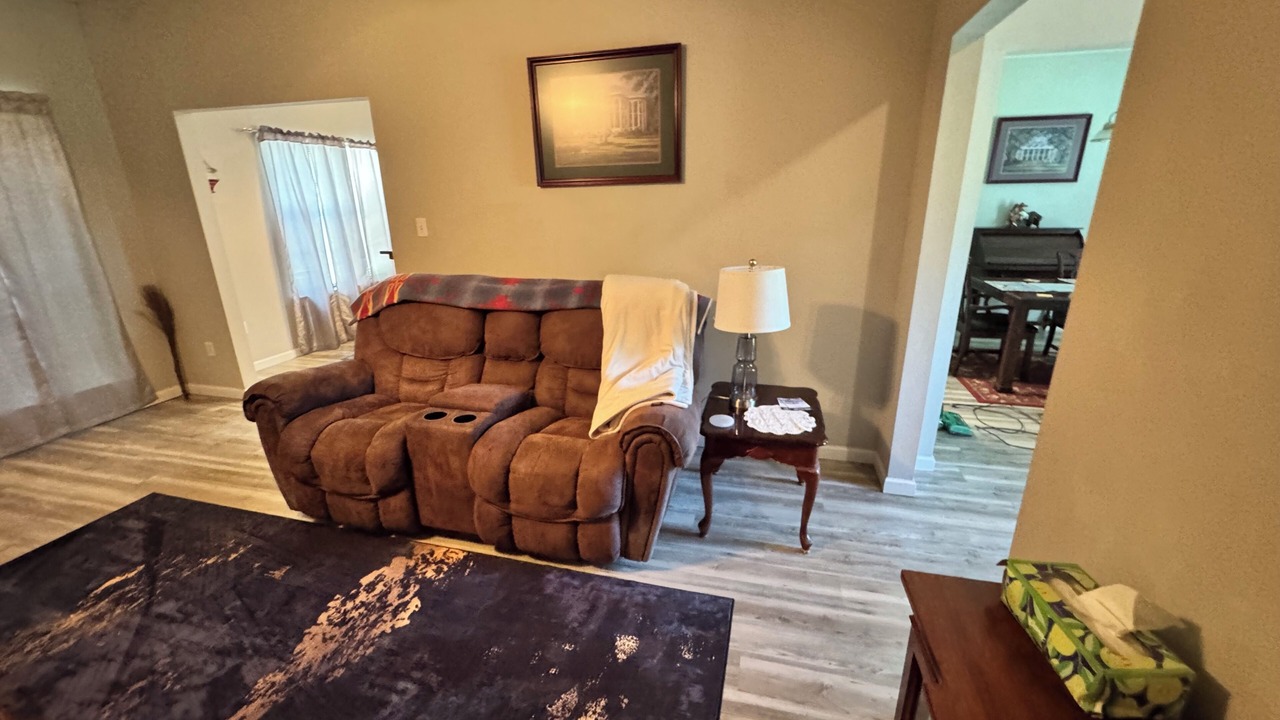 Photo of Livingroom in Wakefield
