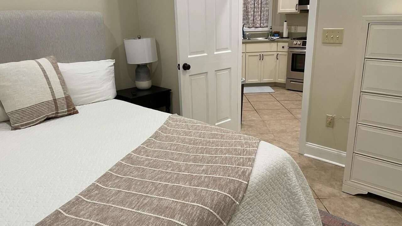 Photo of Bedroom in Madisonville