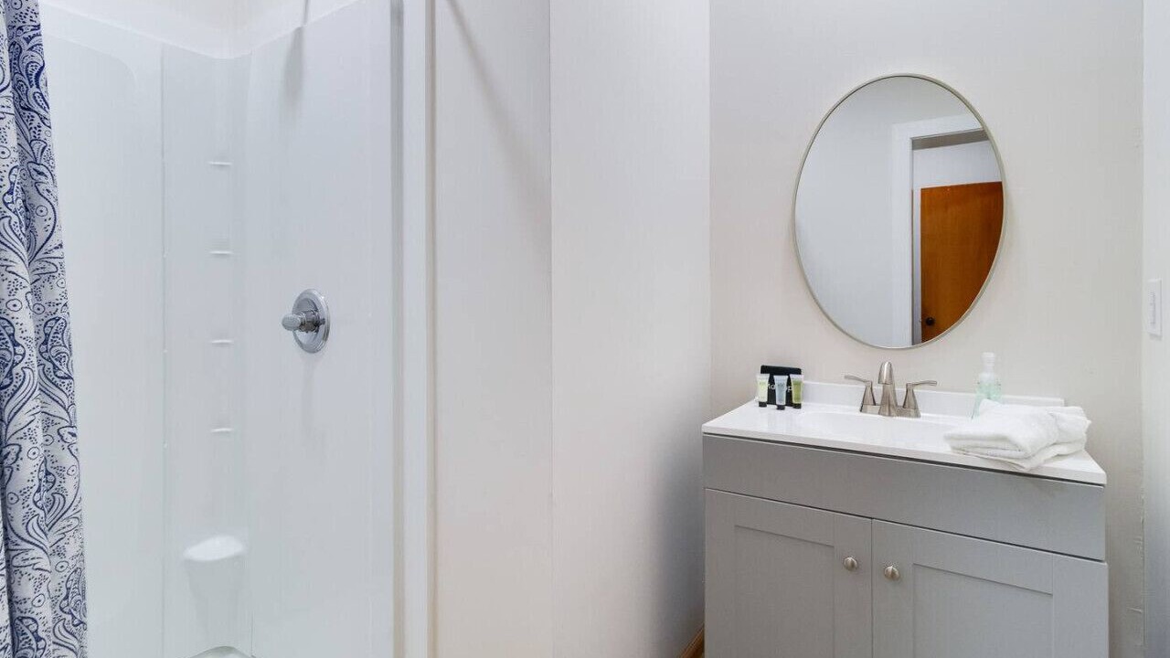Photo of Bathroom in Abbeville