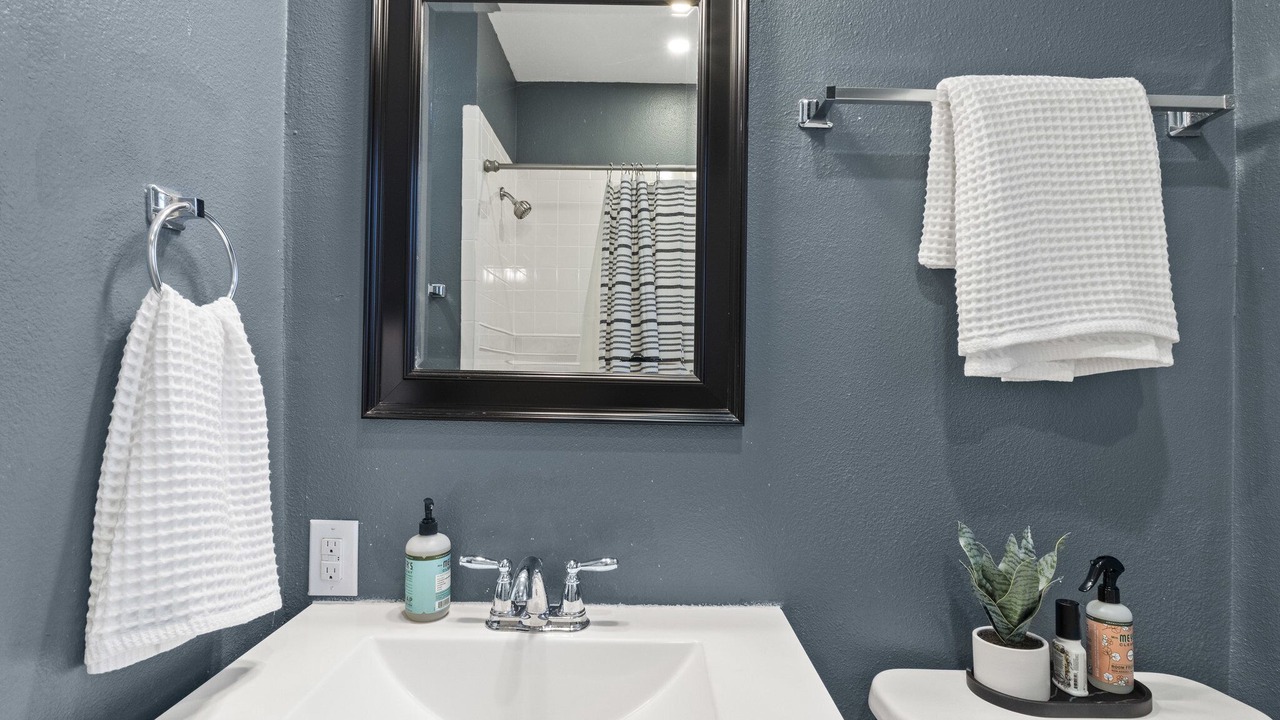 Photo of Bathroom in North University