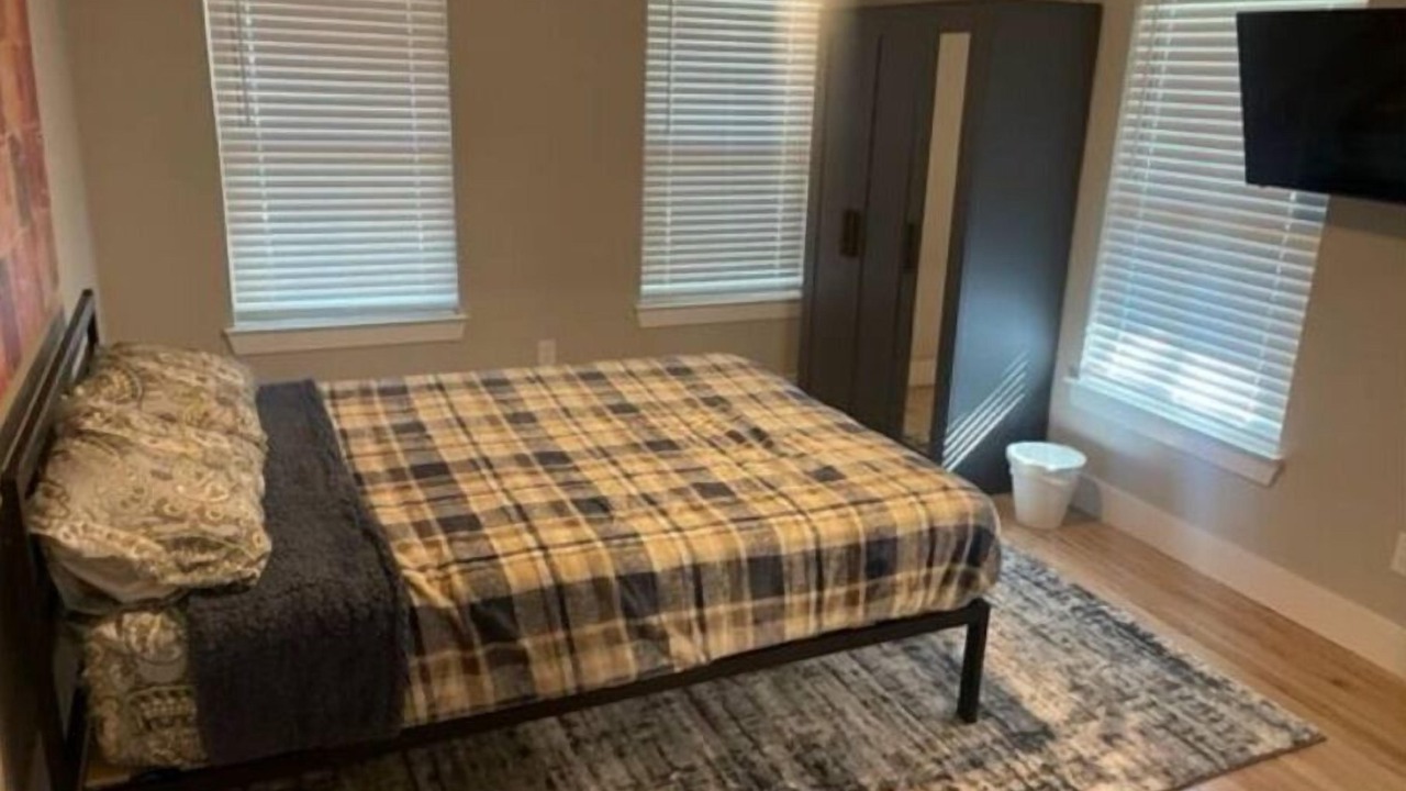 Photo of Bedroom in Central Arlington