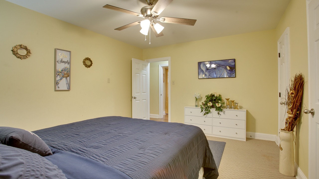 Photo of Bedroom in Donaldsonville