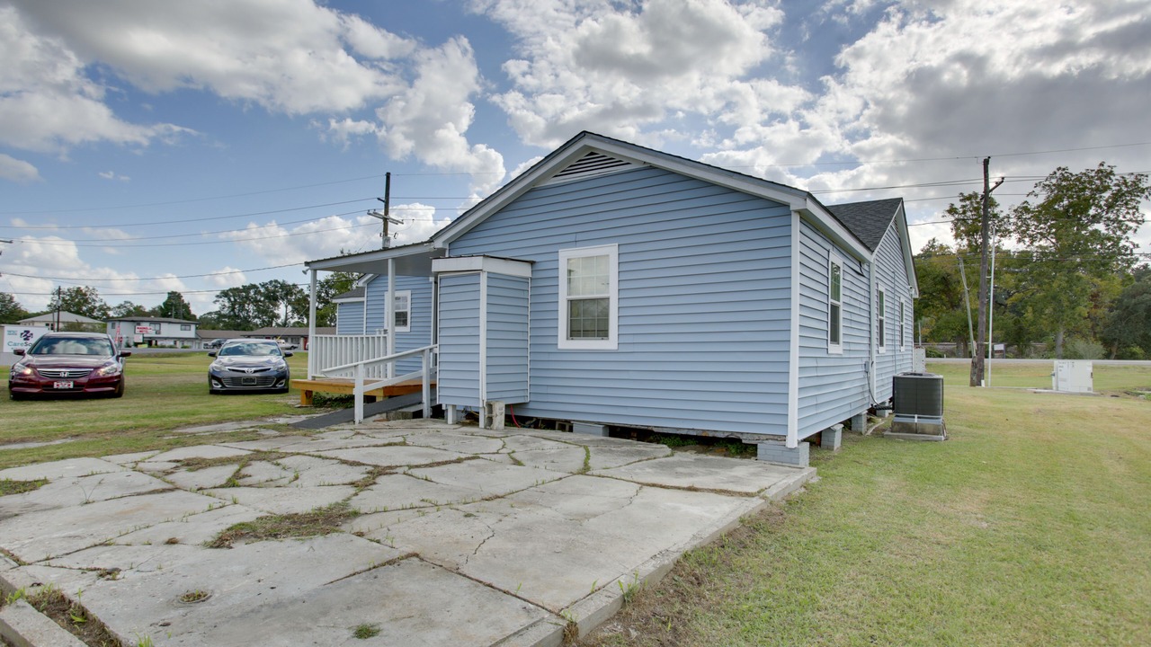 Photo of Others in Donaldsonville