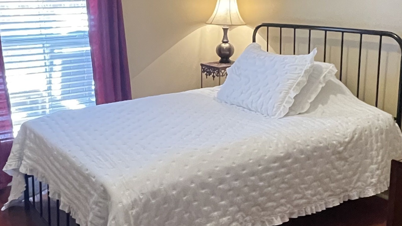 Photo of Bedroom in Mid City South