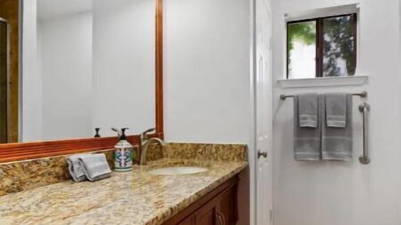Photo of Bathroom in Brushy Creek