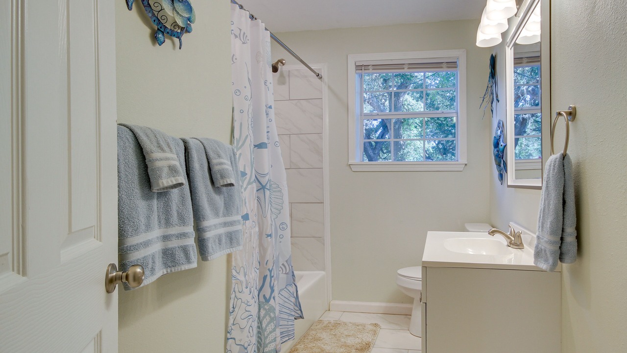 Photo of Bathroom in Gulfport