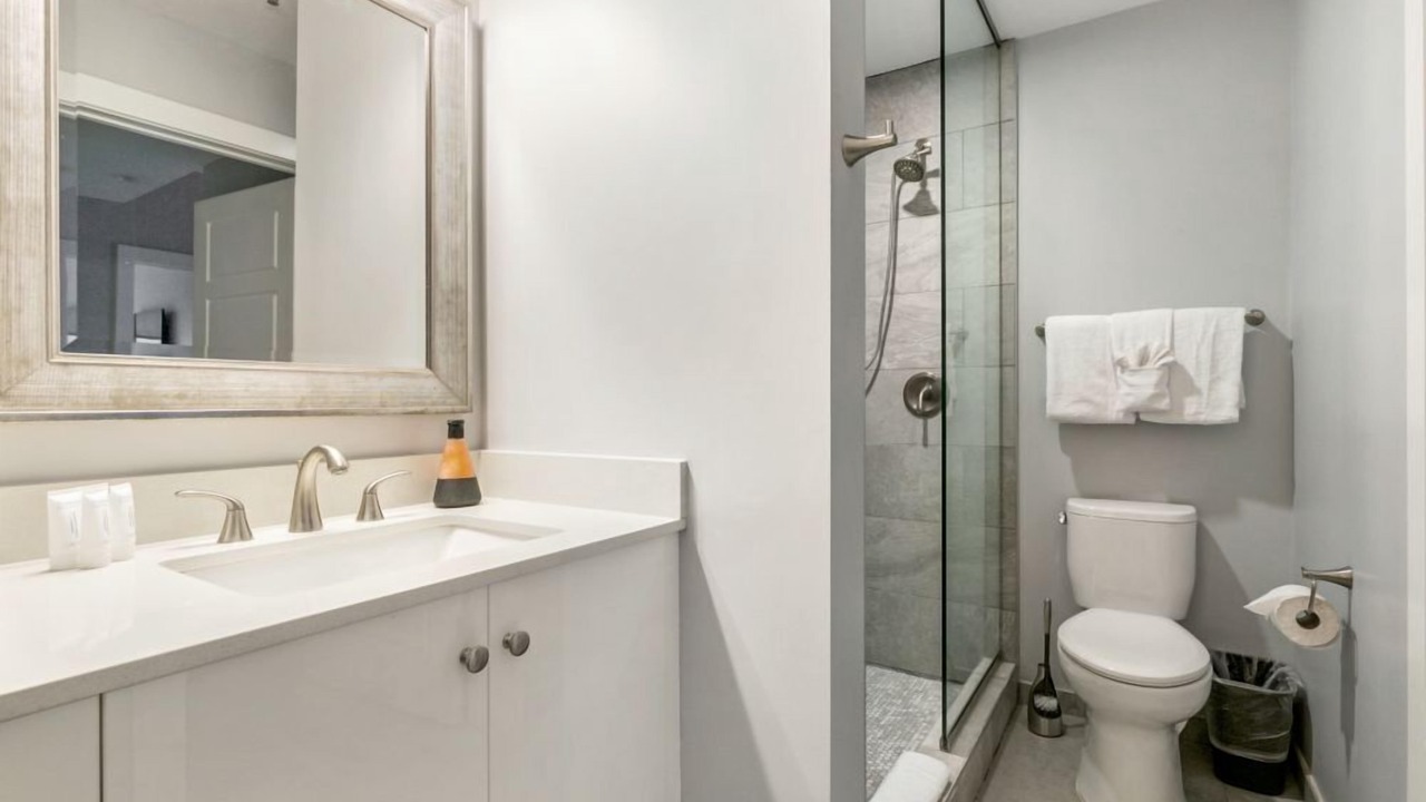 Photo of Bathroom in Central Business District