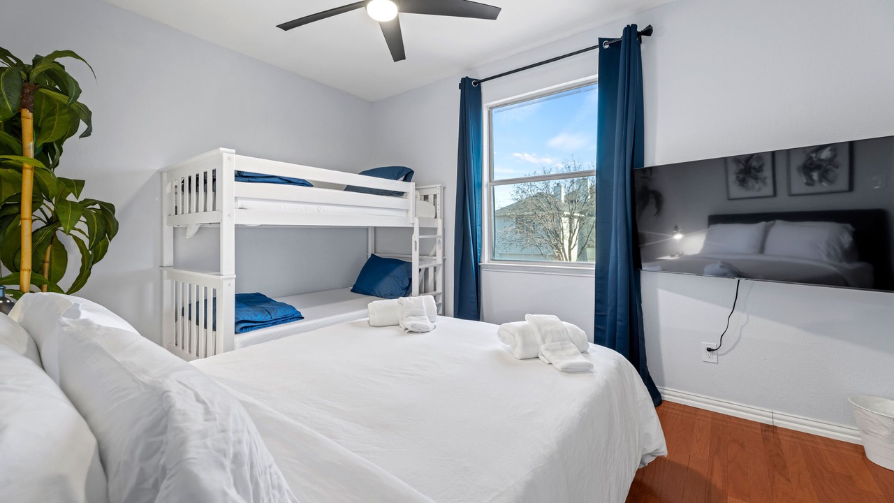 Photo of Bedroom in The Colony