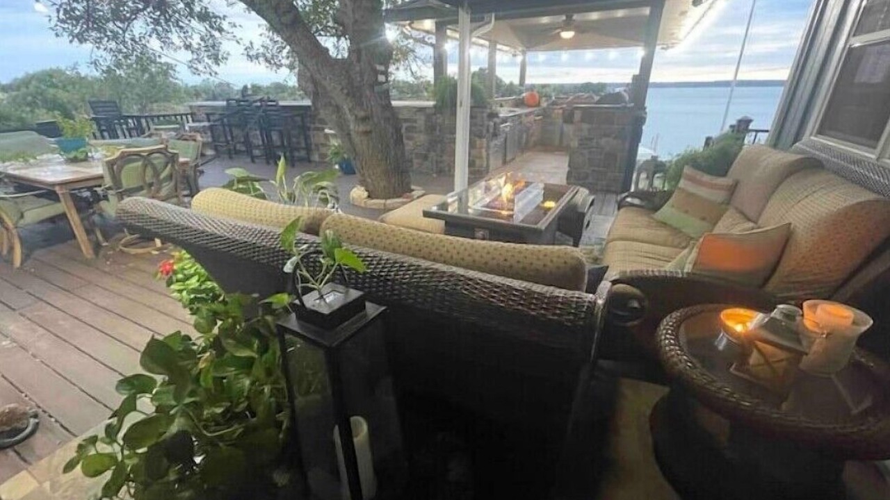Photo of Outdoor in Lake Bridgeport