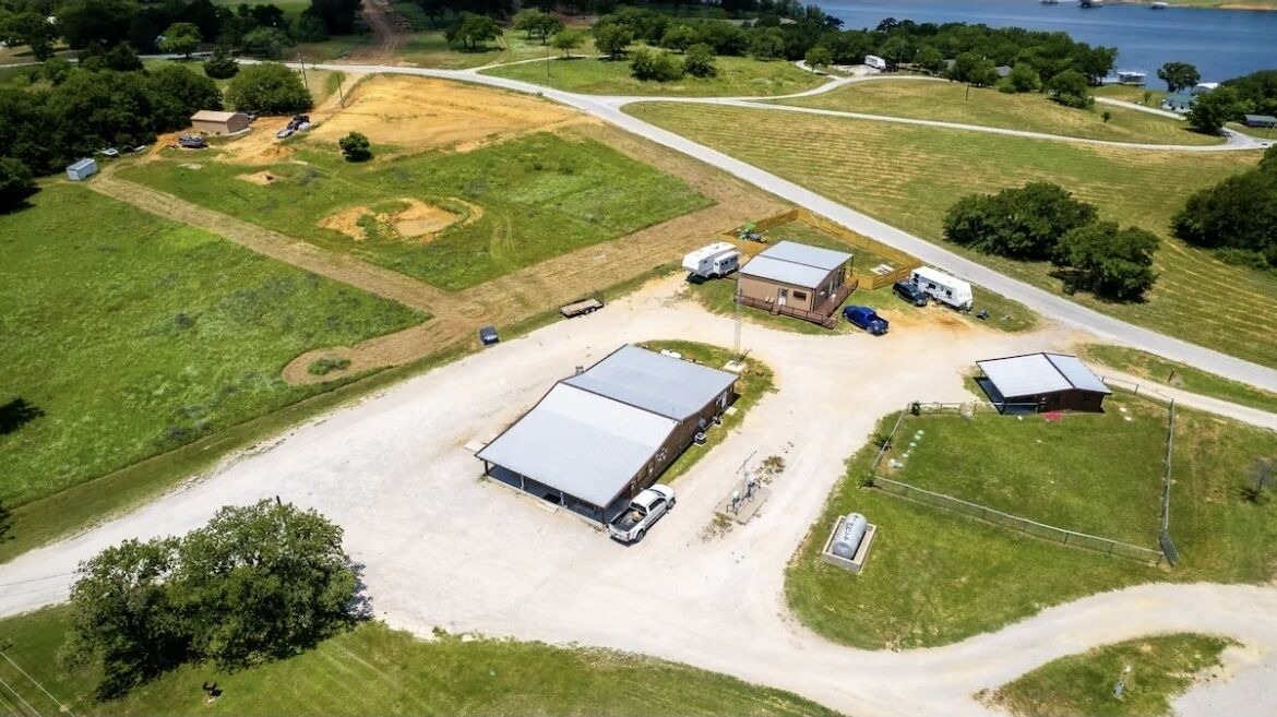 Photo of Outdoor in Bowie