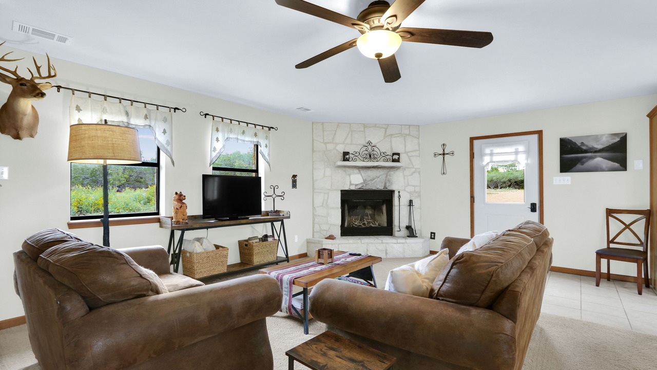 Photo of Livingroom in Kerrville