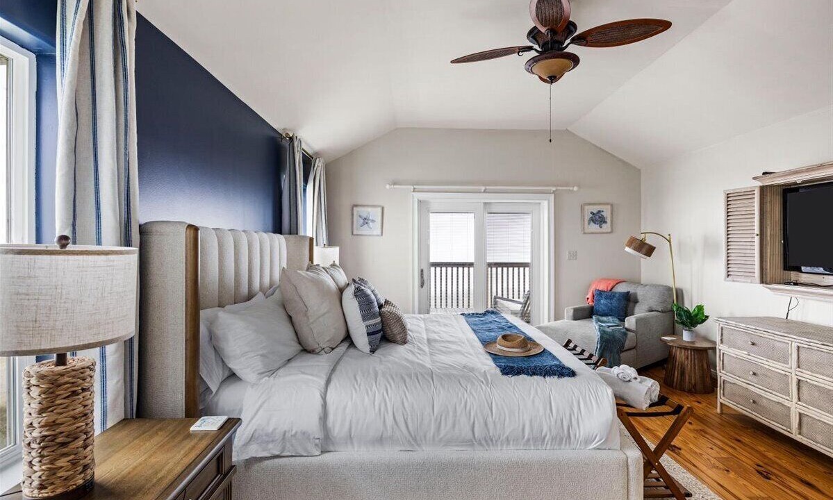 Photo of Bedroom in Miramar