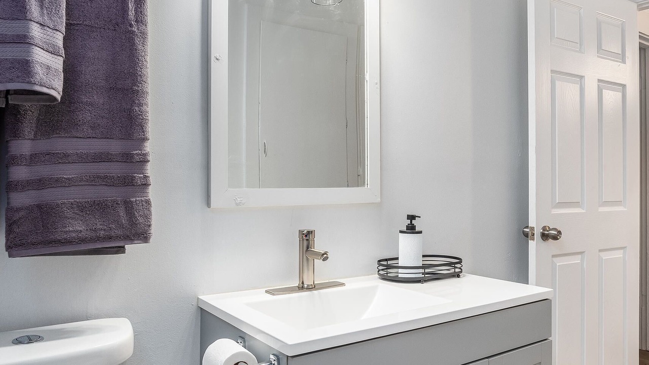Photo of Bathroom in Highland Historic District