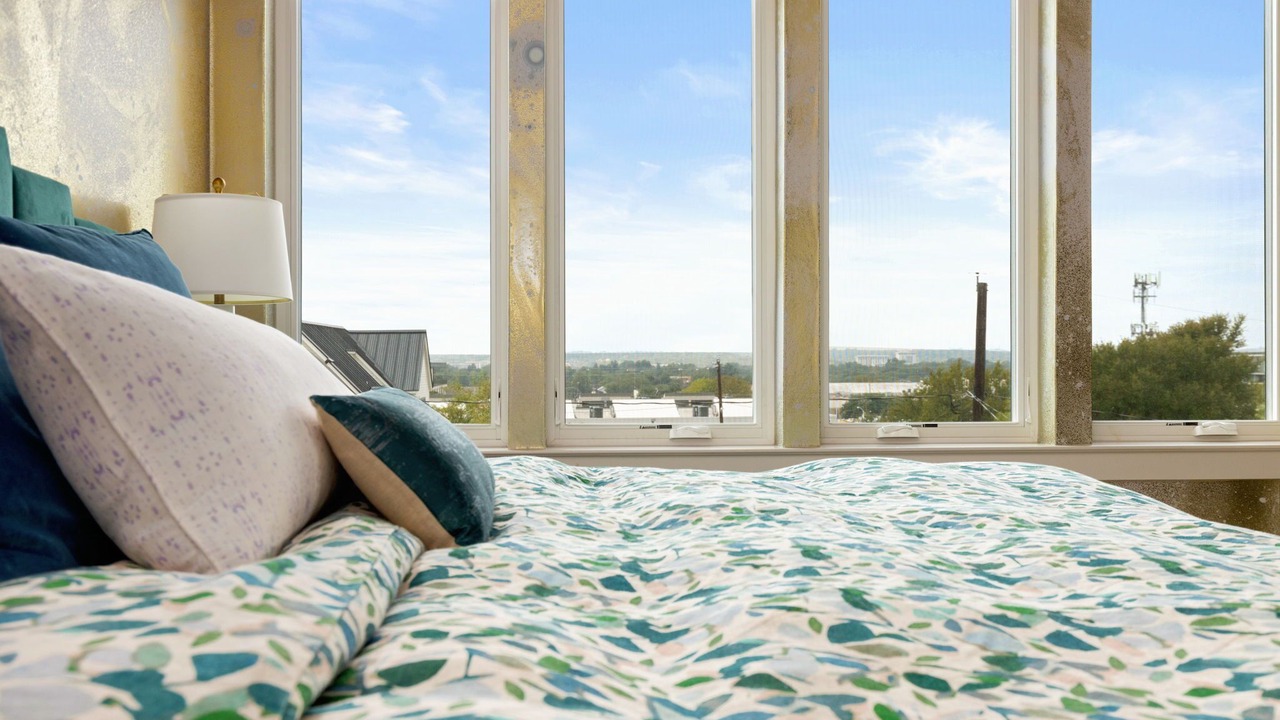 Photo of Bedroom in Blackshear-Prospect Hill