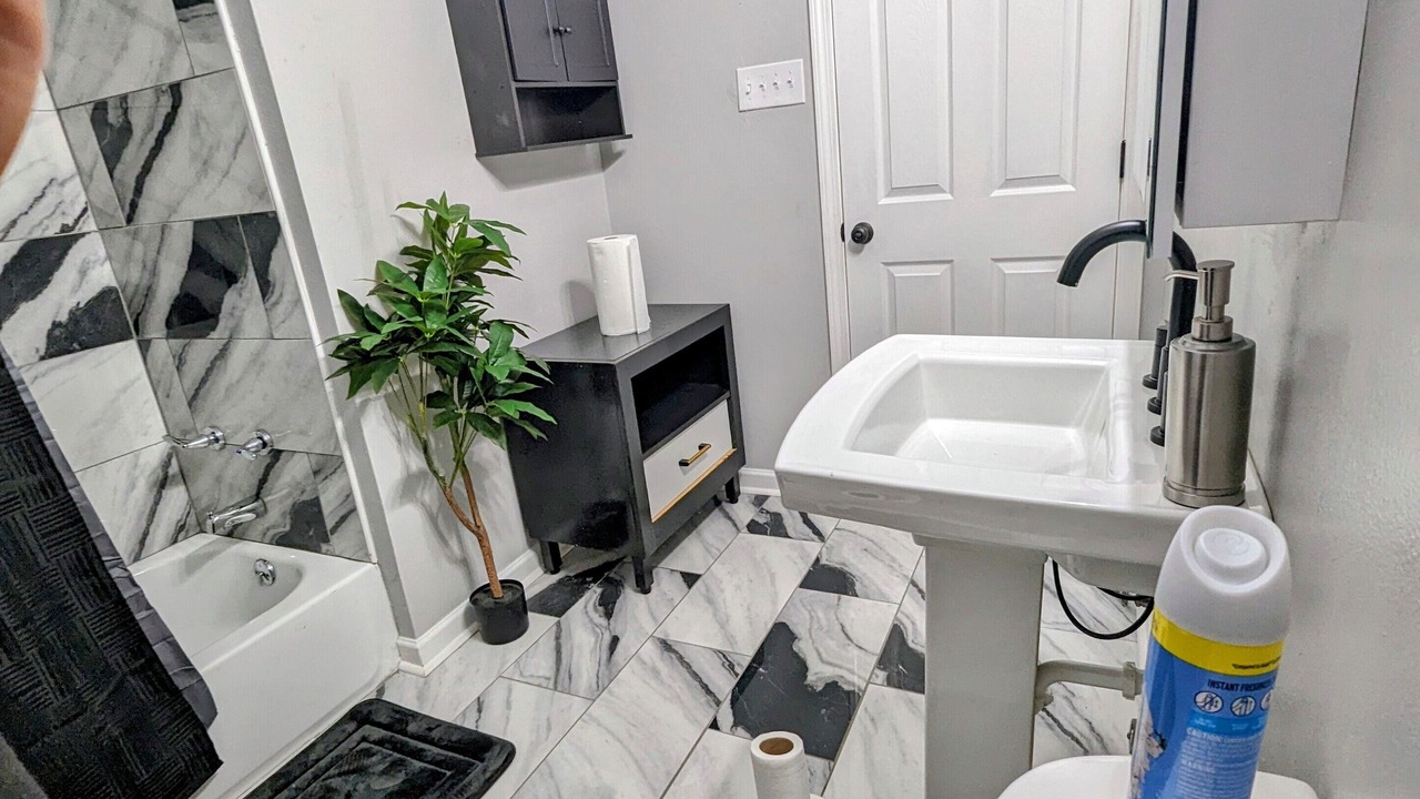 Photo of Bathroom in Mid City North