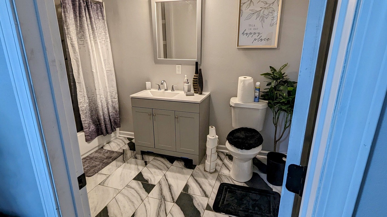 Photo of Bathroom in Mid City North