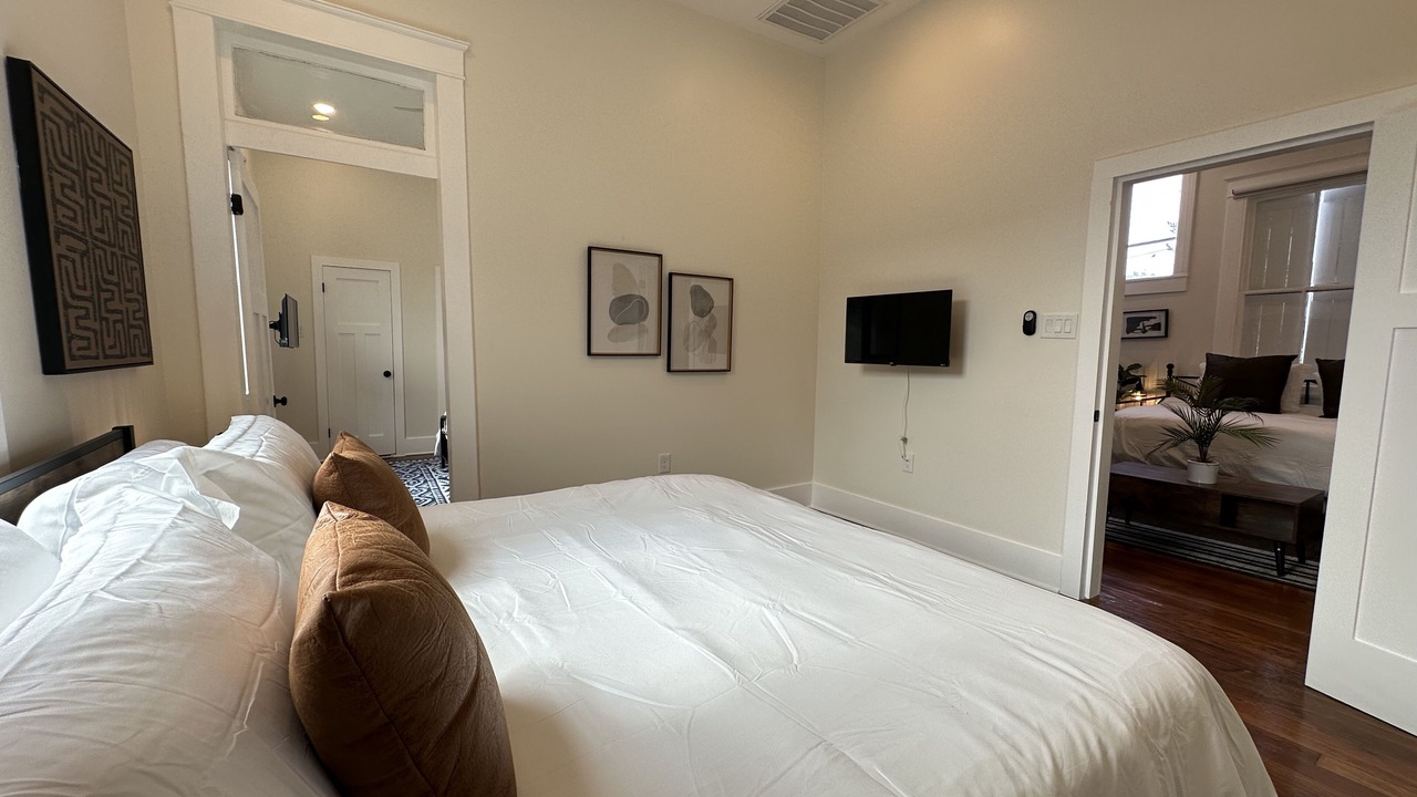 Photo of Bedroom in Mid-City