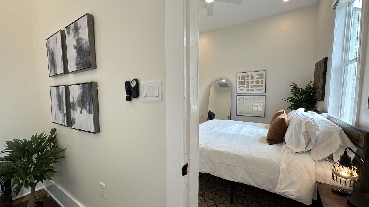 Photo of Bedroom in Mid-City