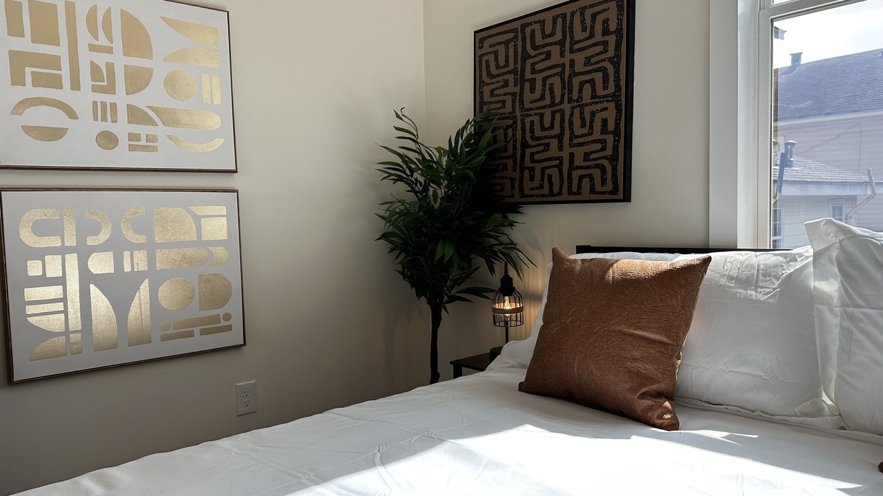 Photo of Bedroom in Mid-City