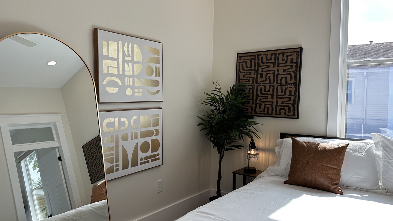 Photo of Bedroom in Mid-City
