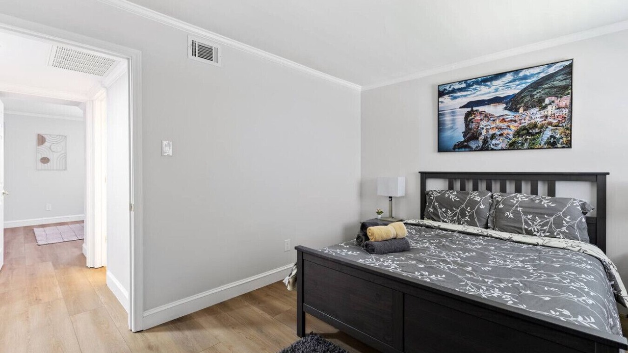 Photo of Bedroom in Far North Dallas