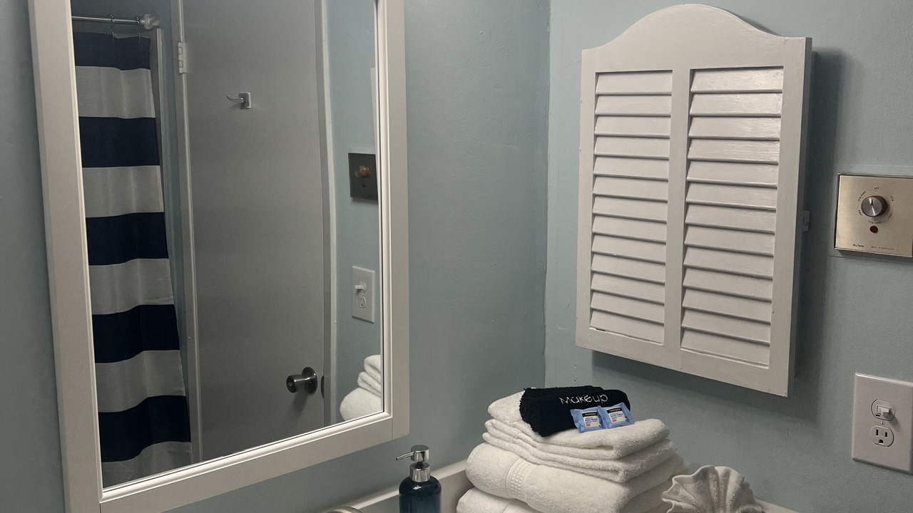 Photo of Bathroom in Diamondhead